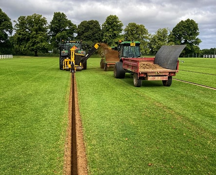 Hig accuracy trenching